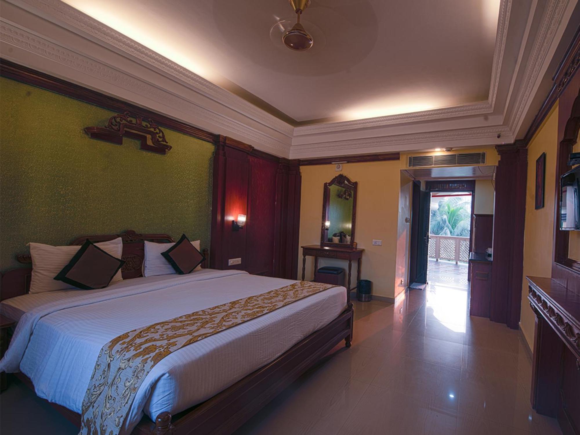Nrs Royal Palace Puri Luaran gambar