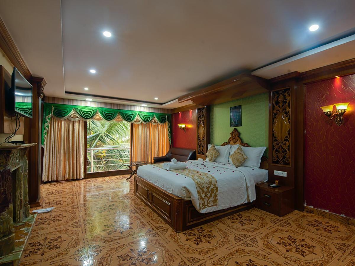Nrs Royal Palace Puri Luaran gambar